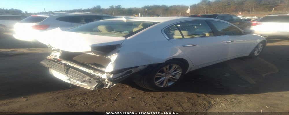 KMHGC4DE3BU122314 2011 HYUNDAI GENESIS photo no. 4