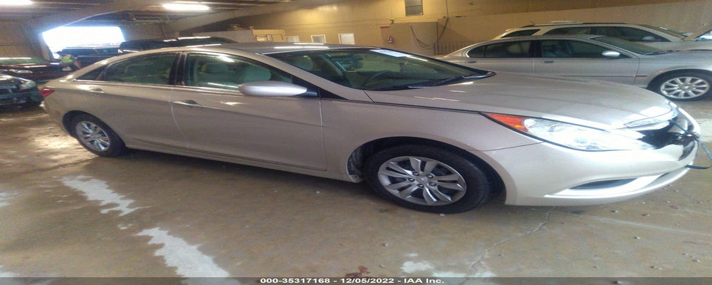 5NPEB4AC1BH279240 2011 HYUNDAI SONATA photo no. 1