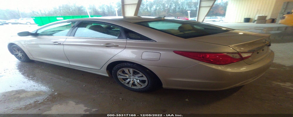 5NPEB4AC1BH279240 2011 HYUNDAI SONATA photo no. 3