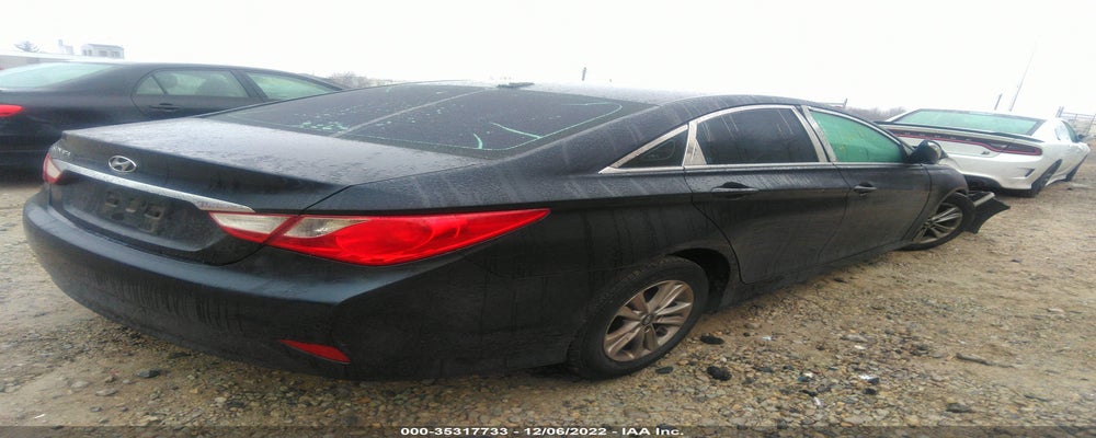 5NPEB4AC2EH937457 2014 HYUNDAI SONATA photo no. 4