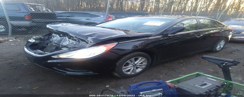 5NPEB4AC0DH803352 2013 HYUNDAI SONATA photo no. 2