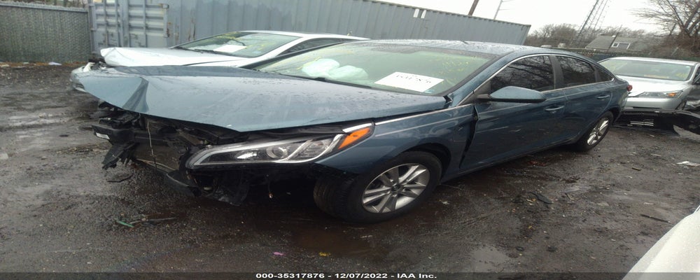 5NPE24AF0HH531580 2017 HYUNDAI SONATA photo no. 2