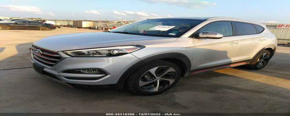 KM8J33AL9JU753683 2018 HYUNDAI TUCSON photo no. 2