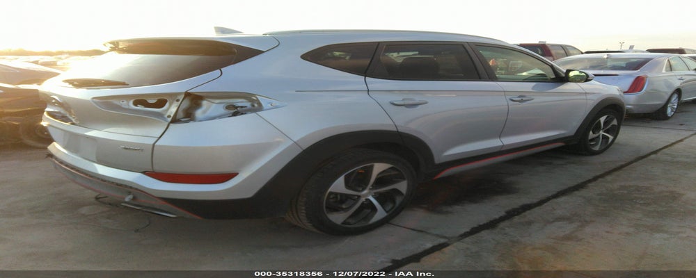 KM8J33AL9JU753683 2018 HYUNDAI TUCSON photo no. 4