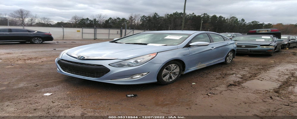 KMHEC4A42FA119835 2015 HYUNDAI SONATA HYBRID photo no. 2