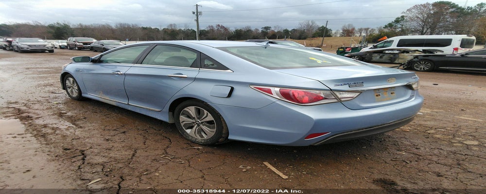 KMHEC4A42FA119835 2015 HYUNDAI SONATA HYBRID photo no. 3