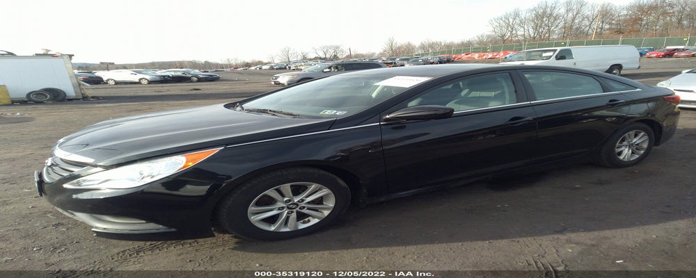5NPEB4AC9EH883056 2014 HYUNDAI SONATA photo no. 2