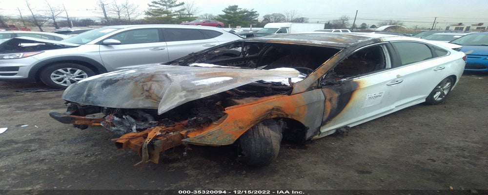 5NPE34AF5JH635873 2018 HYUNDAI SONATA photo no. 2