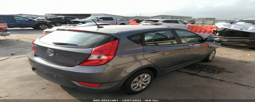 KMHCT5AE8HU332893 2017 HYUNDAI ACCENT photo no. 4