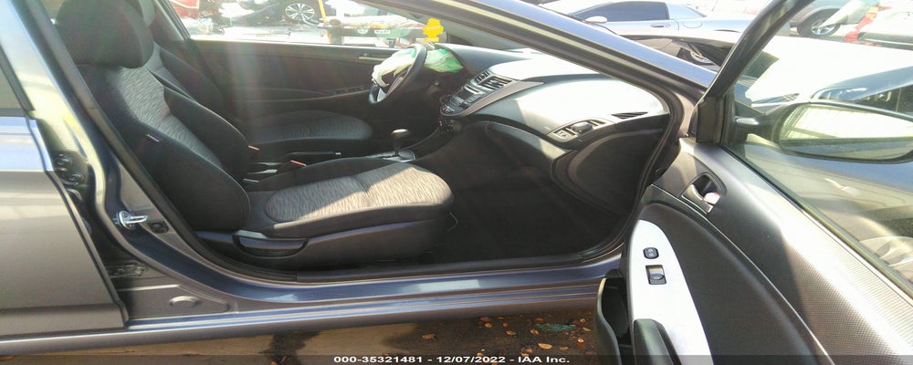 KMHCT5AE8HU332893 2017 HYUNDAI ACCENT photo no. 5