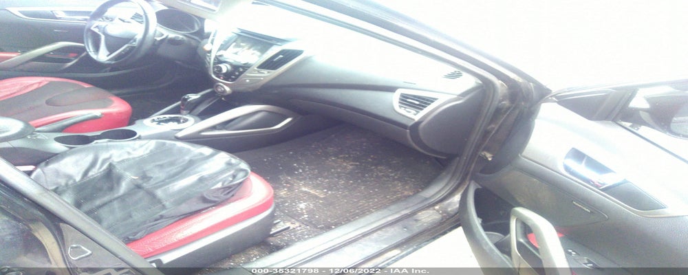 KMHTC6AD4CU036372 2012 HYUNDAI VELOSTER photo no. 5