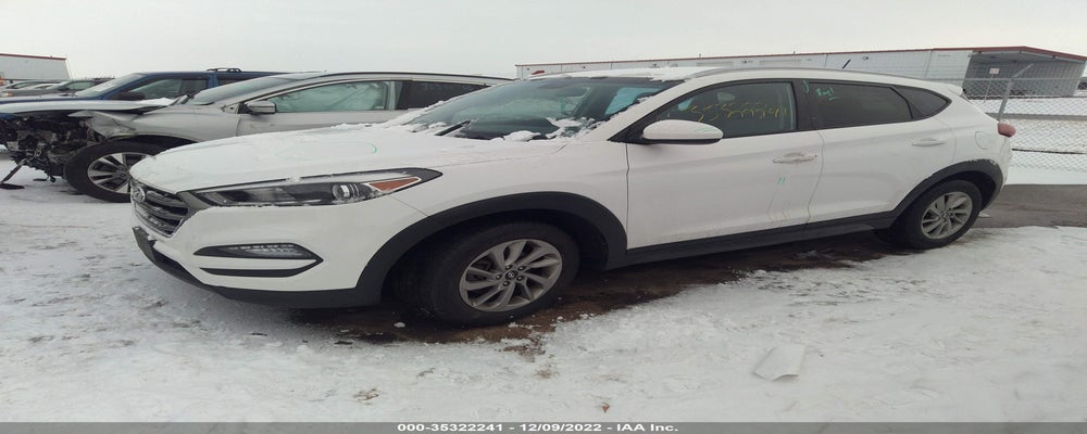 KM8J3CA4XGU066312 2016 HYUNDAI TUCSON photo no. 2