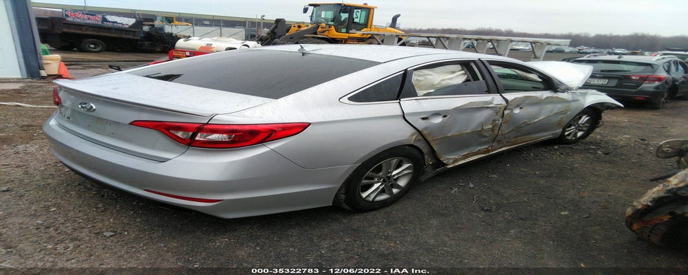 5NPE24AF1HH540949 2017 HYUNDAI SONATA photo no. 4