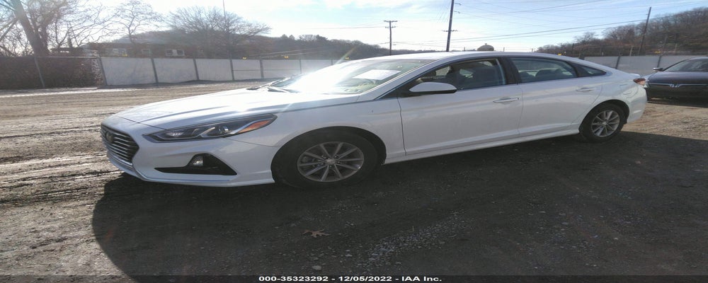 5NPE24AF1KH785676 2019 HYUNDAI SONATA photo no. 2