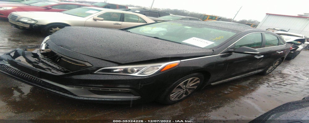 5NPE34AF4FH252868 2015 HYUNDAI SONATA photo no. 2