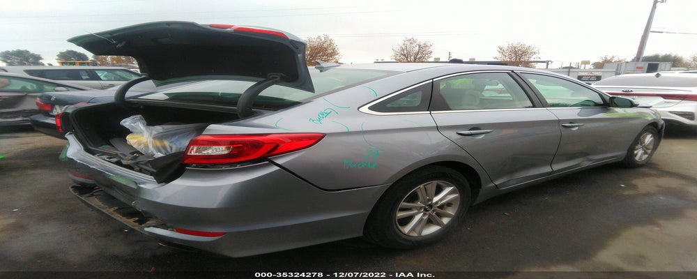 5NPE24AF0HH575577 2017 HYUNDAI SONATA photo no. 4