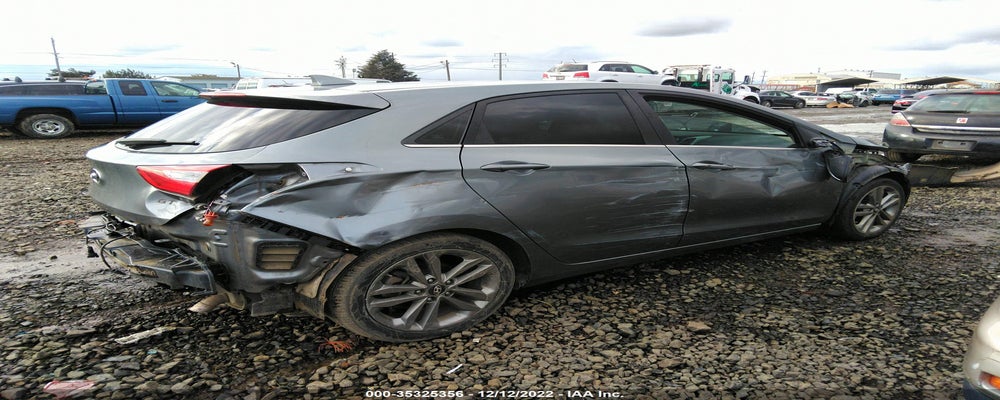 KMHD35LH3GU303540 2016 HYUNDAI ELANTRA GT photo no. 4