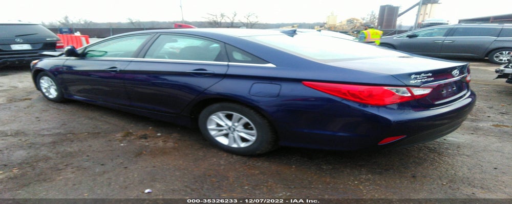 5NPEB4AC4EH932499 2014 HYUNDAI SONATA photo no. 3