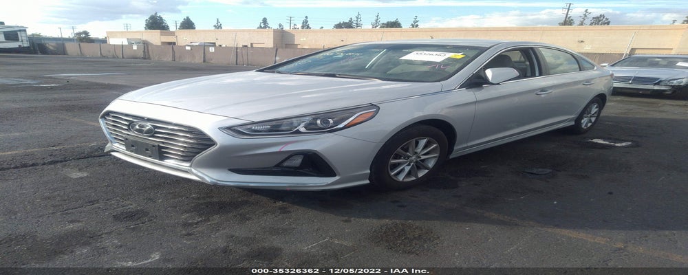 5NPE24AF8JH667655 2018 HYUNDAI SONATA photo no. 2