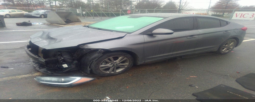 5NPD84LF2JH368752 2018 HYUNDAI ELANTRA photo no. 2