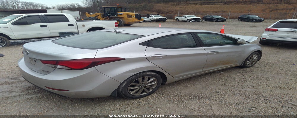 KMHDH4AE9GU480839 2016 HYUNDAI ELANTRA photo no. 4