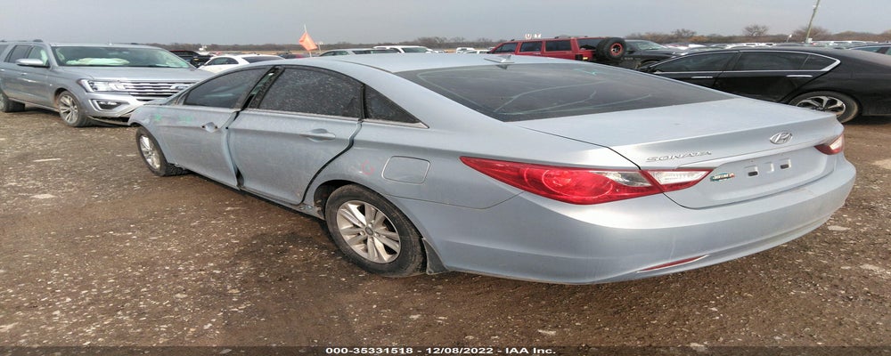 5NPEB4AC1DH639710 2013 HYUNDAI SONATA photo no. 3
