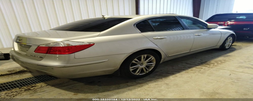 KMHGC4DF1BU113202 2011 HYUNDAI GENESIS photo no. 4