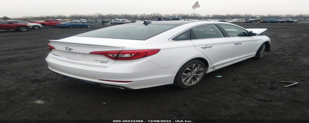 5NPE34AB4FH111232 2015 HYUNDAI SONATA photo no. 4