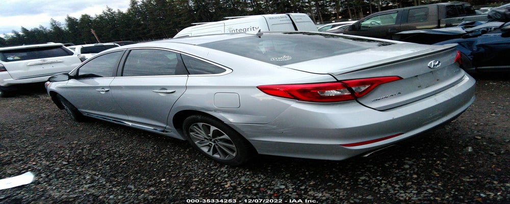 5NPE34AF3FH029673 2015 HYUNDAI SONATA photo no. 3