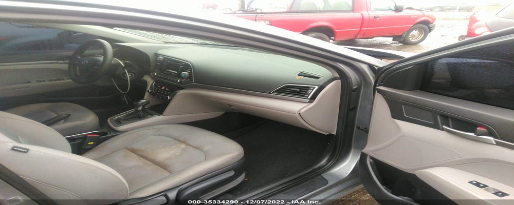 KMHD74LF5HU368999 2017 HYUNDAI ELANTRA photo no. 5