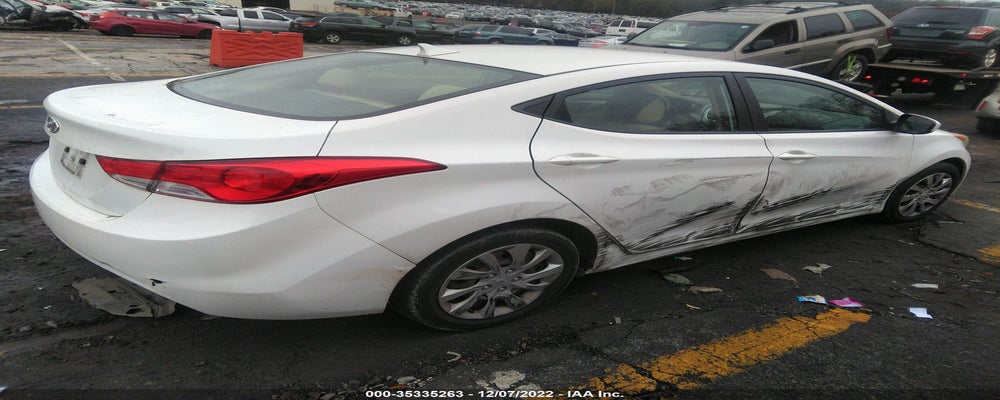 5NPDH4AE4BH027249 2011 HYUNDAI ELANTRA photo no. 4