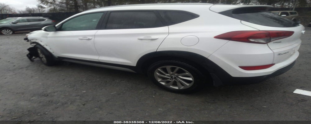 KM8J33A43HU336403 2017 HYUNDAI TUCSON photo no. 3