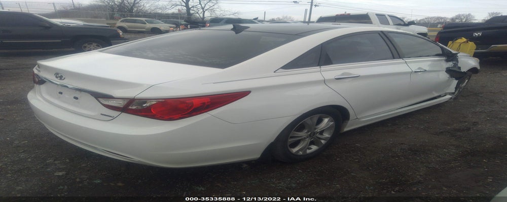 5NPEC4AC6CH468884 2012 HYUNDAI SONATA photo no. 4