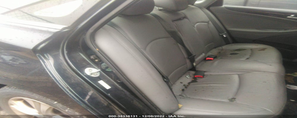 5NPEC4AC9BH129437 2011 HYUNDAI SONATA photo no. 8