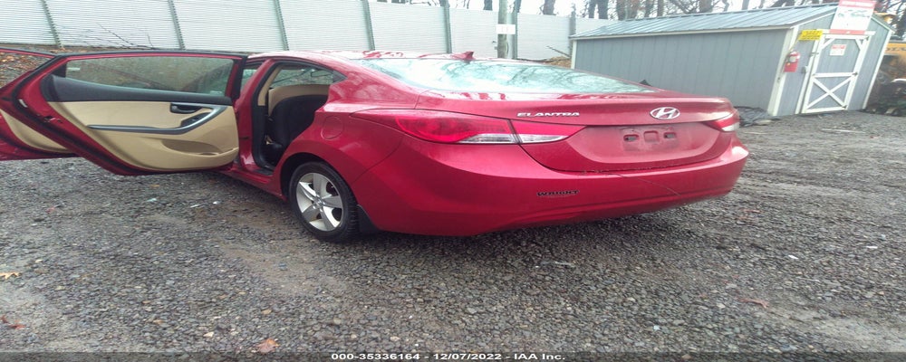 KMHDH4AE2DU617597 2013 HYUNDAI ELANTRA photo no. 3