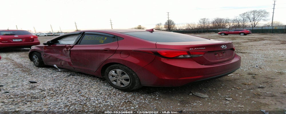 5NPDH4AEXGH713416 2016 HYUNDAI ELANTRA photo no. 3