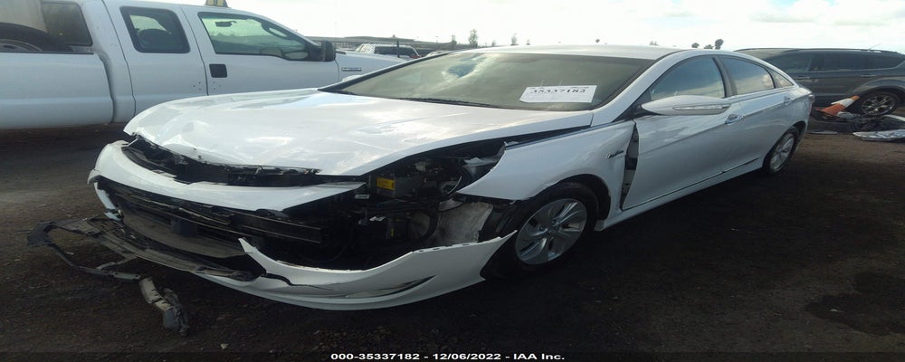 KMHEC4A49FA139712 2015 HYUNDAI SONATA HYBRID photo no. 2