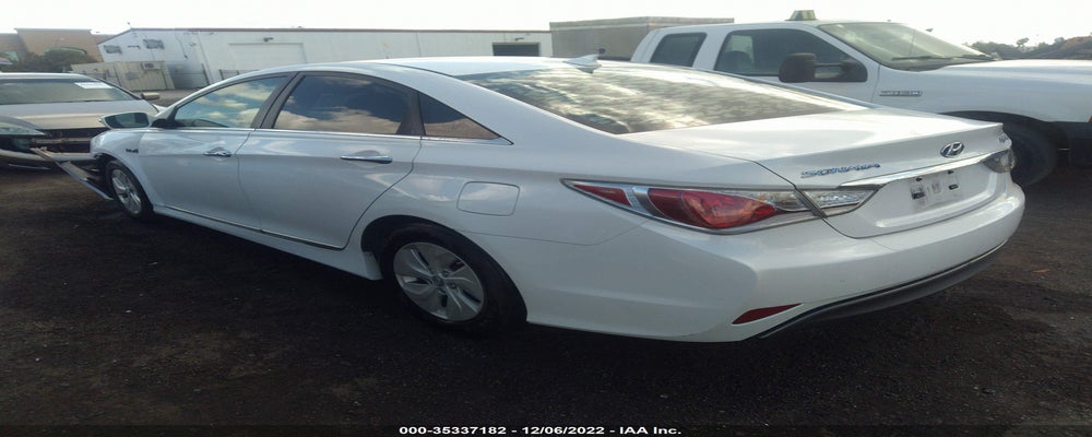 KMHEC4A49FA139712 2015 HYUNDAI SONATA HYBRID photo no. 3