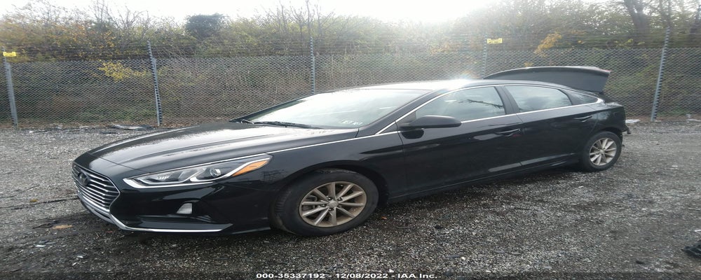 5NPE24AF2JH617656 2018 HYUNDAI SONATA photo no. 2