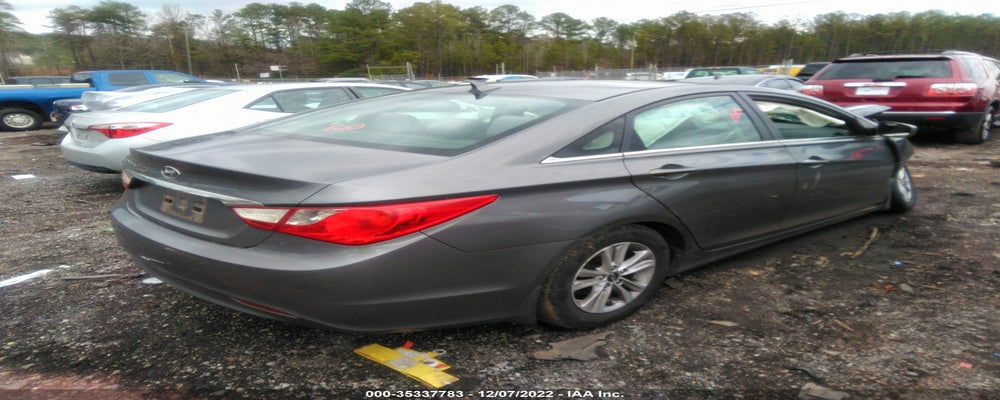 5NPEB4AC6BH044042 2011 HYUNDAI SONATA photo no. 4
