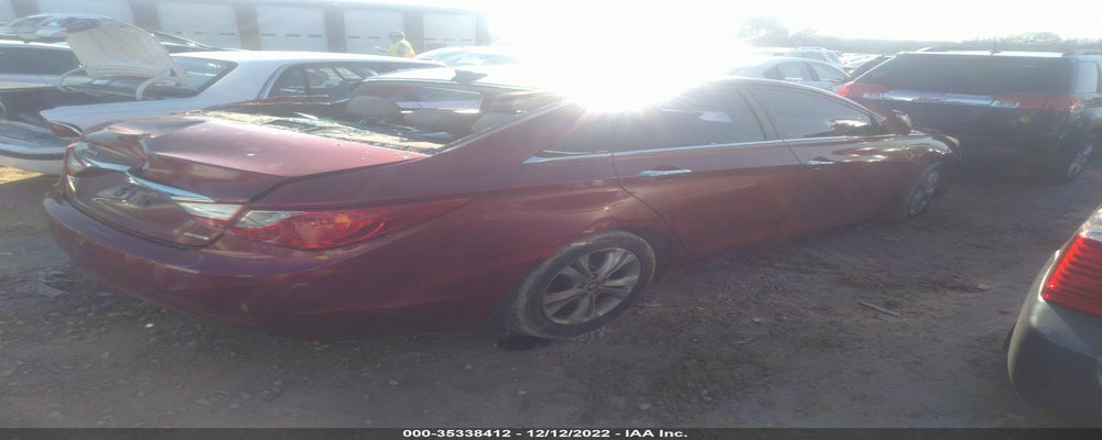 5NPEC4ACXDH665770 2013 HYUNDAI SONATA photo no. 4
