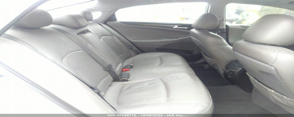 5NPEC4AB1BH275015 2011 HYUNDAI SONATA photo no. 8