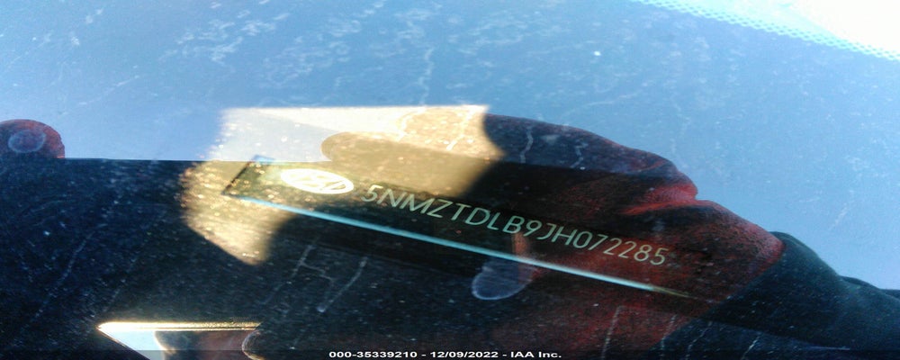 5NMZTDLB9JH072285 2018 HYUNDAI SANTA FE SPORT photo no. 9