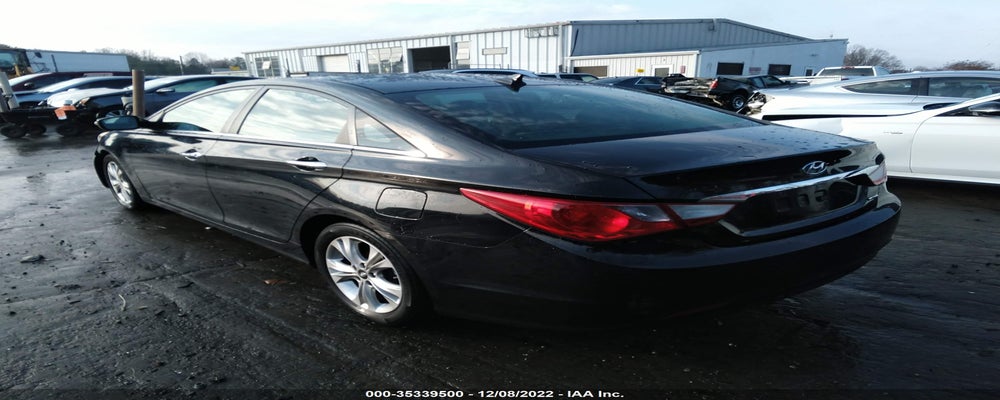5NPEC4ACXBH301958 2011 HYUNDAI SONATA photo no. 3