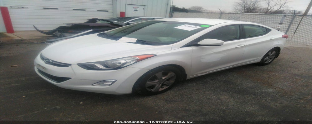 5NPDH4AE3DH335824 2013 HYUNDAI ELANTRA photo no. 2