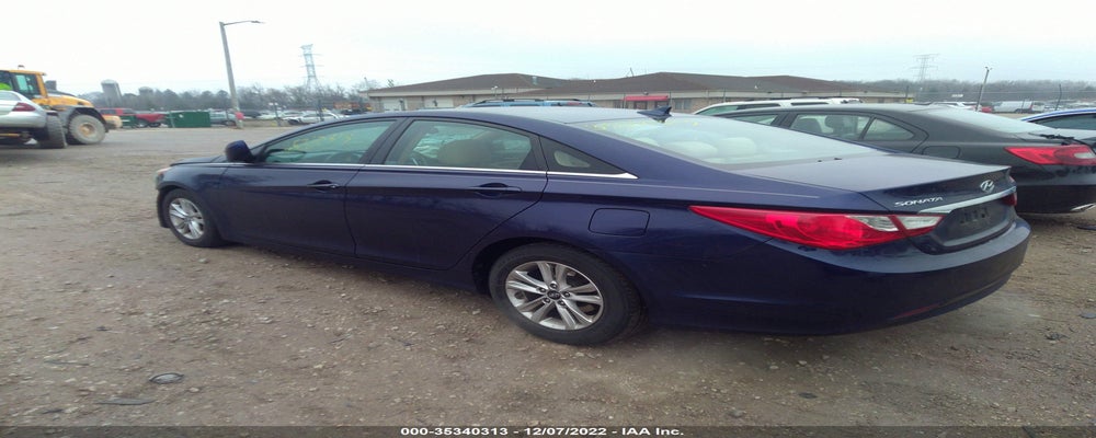 5NPEB4AC2BH052137 2011 HYUNDAI SONATA photo no. 3