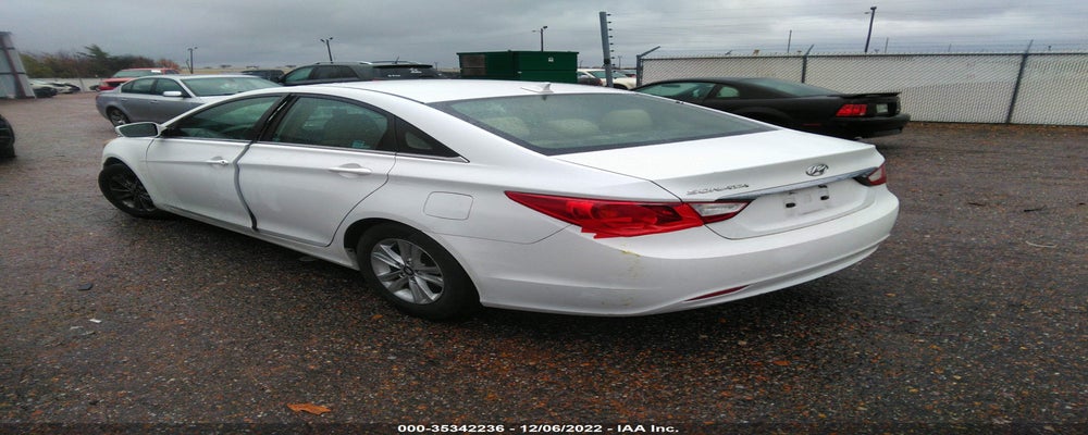 5NPEB4AC7BH167042 2011 HYUNDAI SONATA photo no. 3
