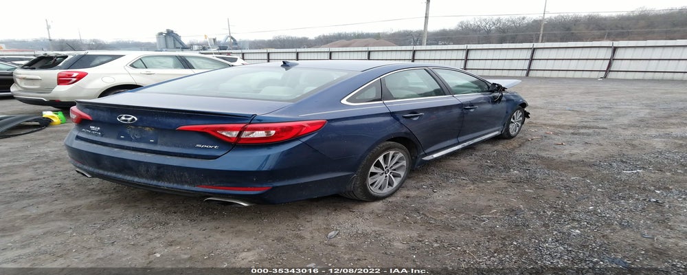 5NPE34AF8FH031922 2015 HYUNDAI SONATA photo no. 4