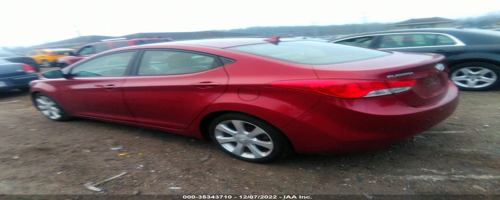 5NPDH4AE8DH243074 2013 HYUNDAI ELANTRA photo no. 3