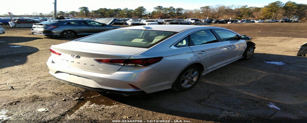 5NPE34AF8KH815060 2019 HYUNDAI SONATA photo no. 4